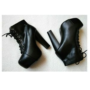 Black Heels Booties